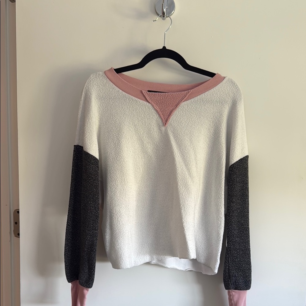 Wildfox White and Pink Cozy Sweatshirt
